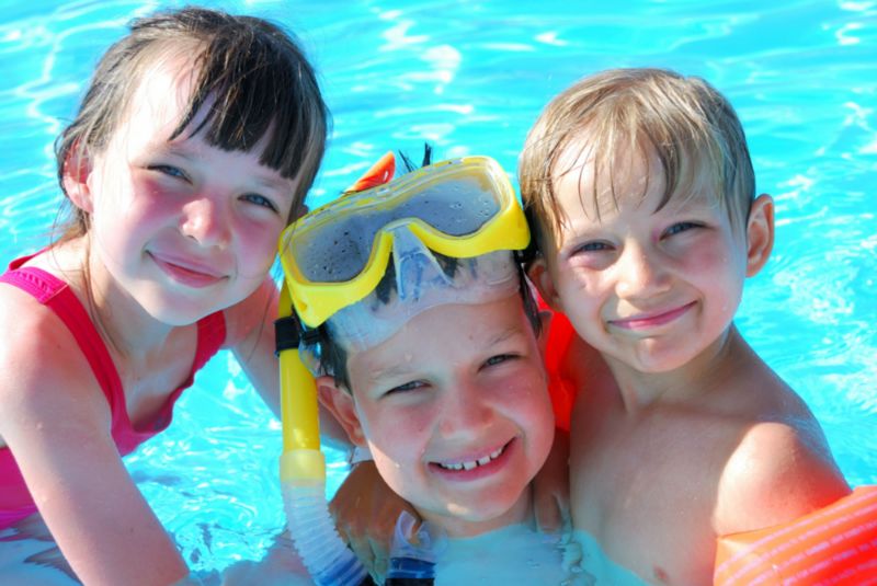 ᐃ LA GARRIGUE ***, Piscine ouverte en saison Campsite France Lot : Piscine camping Loubressac